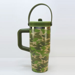 3801 green camo 20oz tumbler
